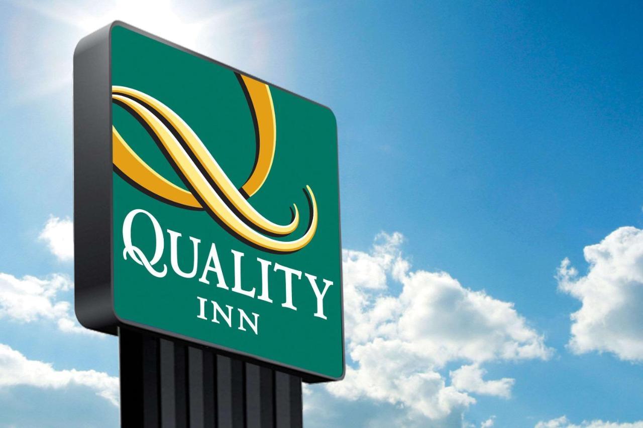 סנפורד Quality Inn מראה חיצוני תמונה