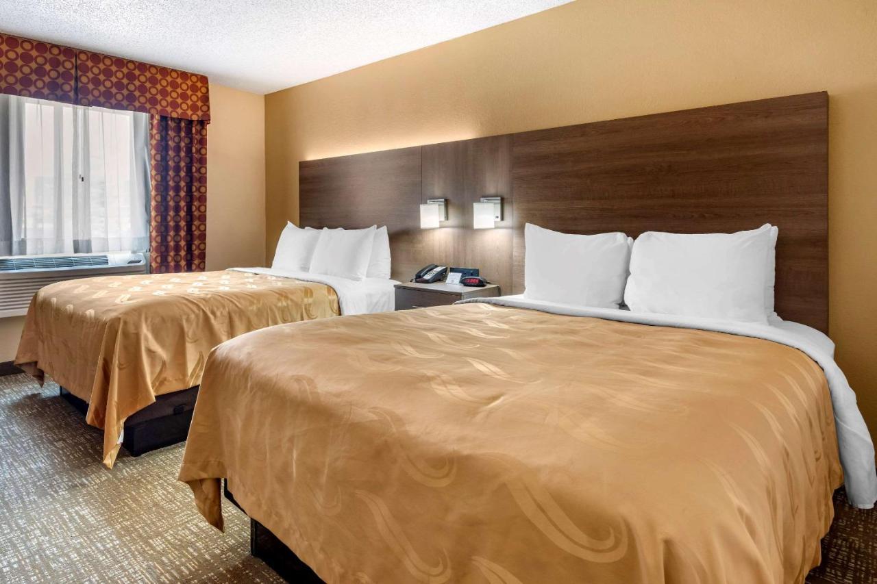 סנפורד Quality Inn מראה חיצוני תמונה